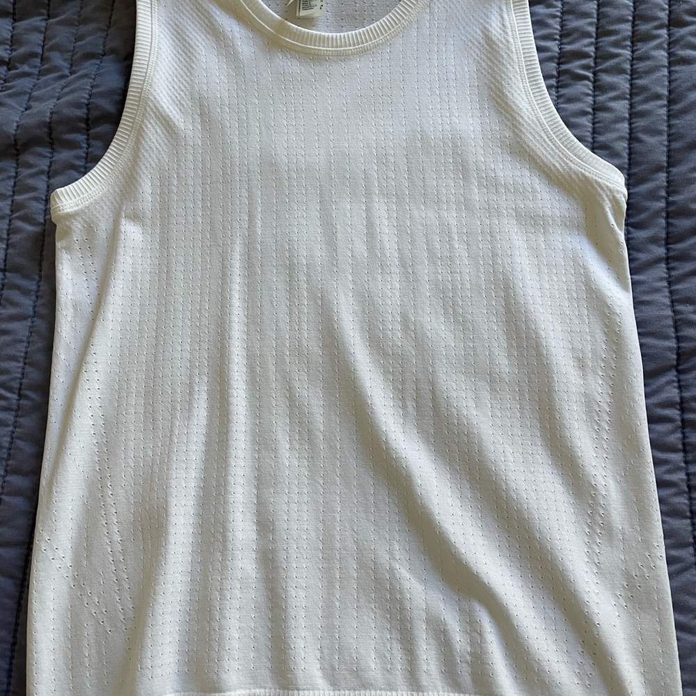 Women’s Athleta tank top, size XXS